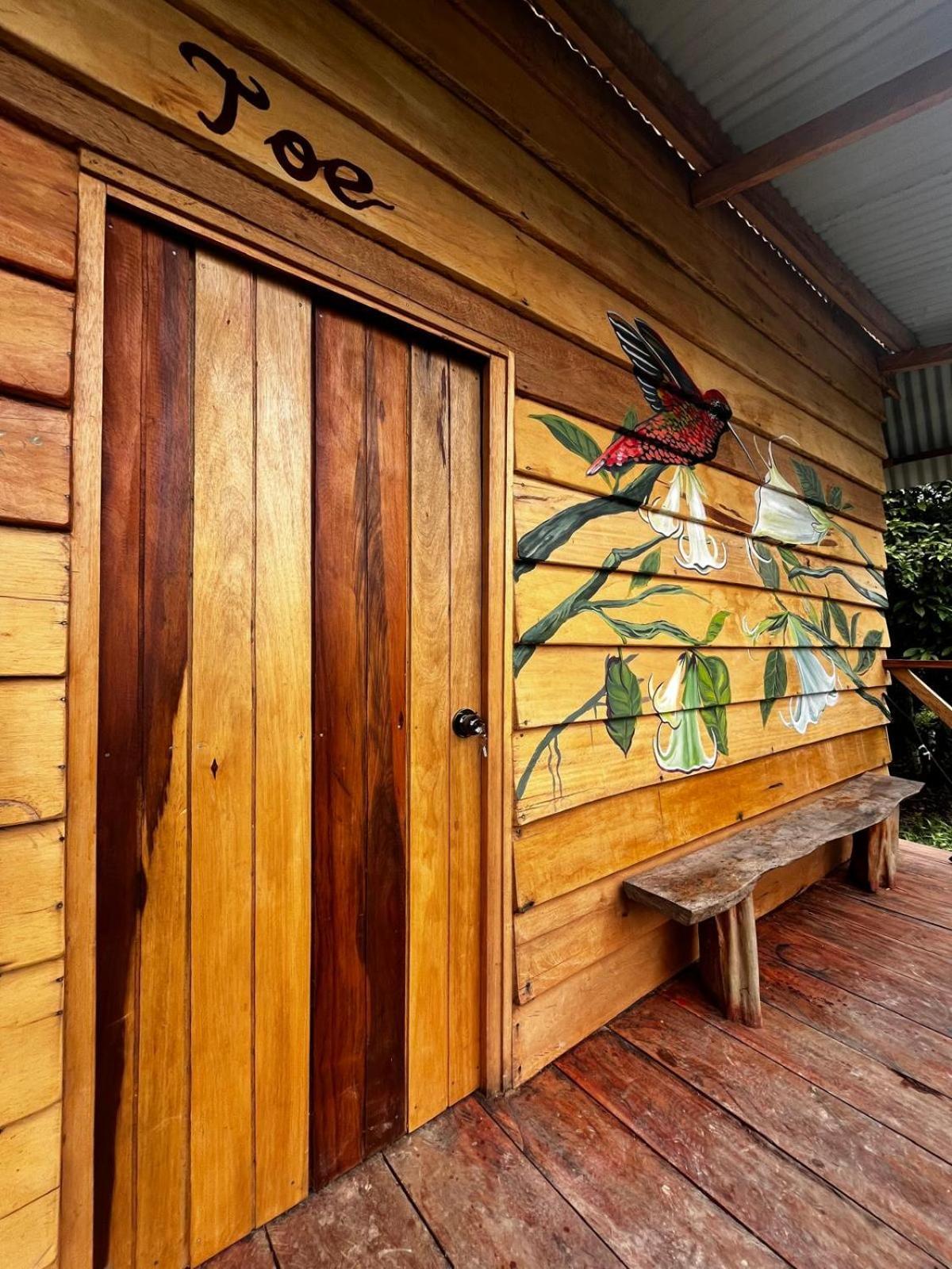 Purachata Ecolodge อีกีโตส ภายนอก รูปภาพ